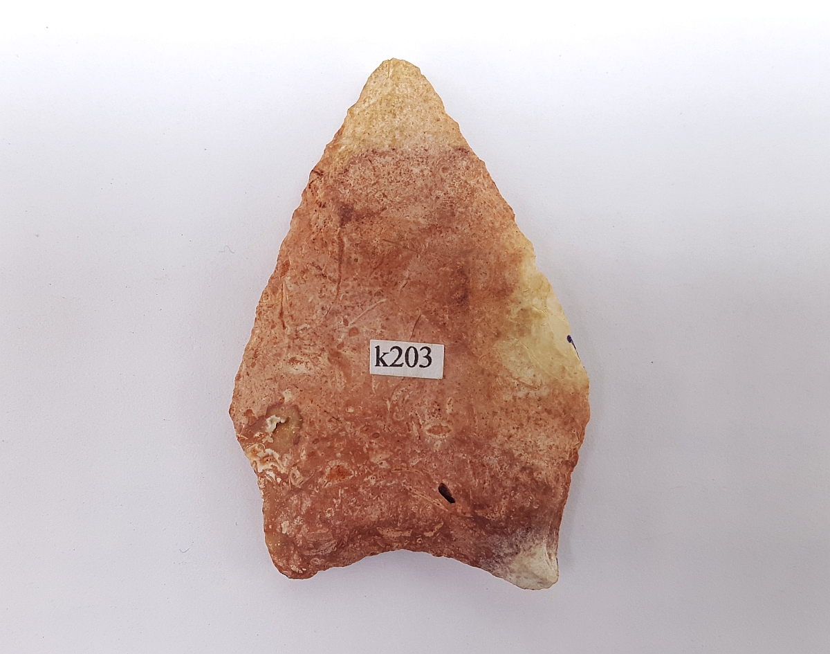 Fl. Arredondo type arrowhead, COLORFUL FL. CHERT! | Fossils & Artifacts for Sale | Paleo Enterprises | Fossils & Artifacts for Sale